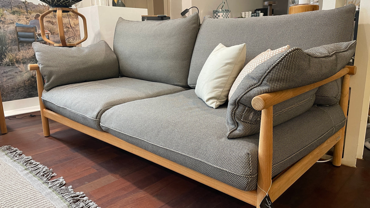 DEDON TIBBO Lounge - TIBBO 2er Sofa, 3er Sofa, Sessel und Kaffeetisch