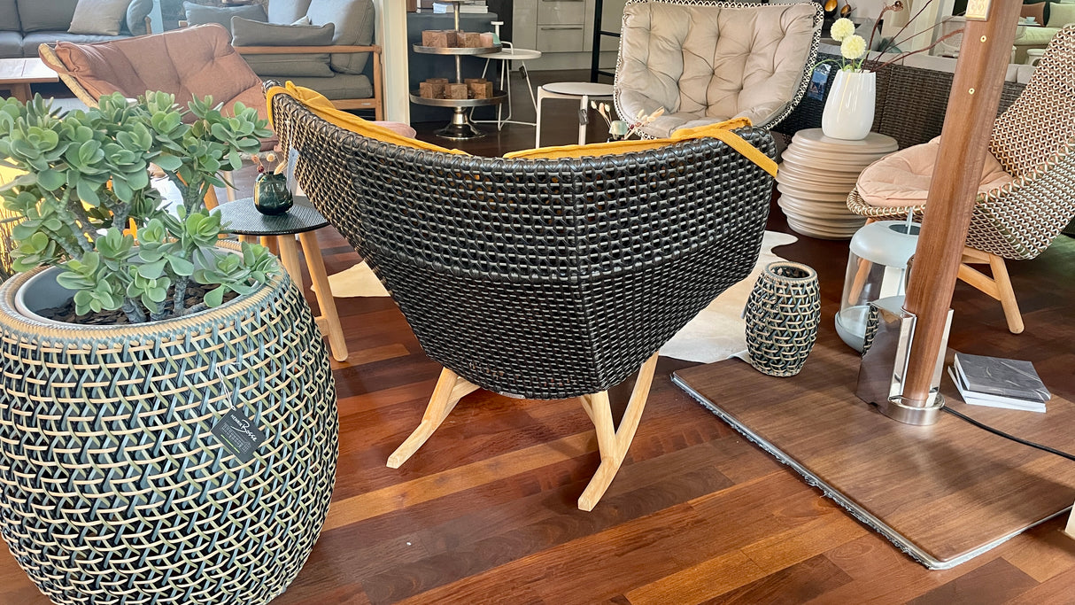 DEDON MBRACE Schaukelstuhl inkl. Gesamtauflage