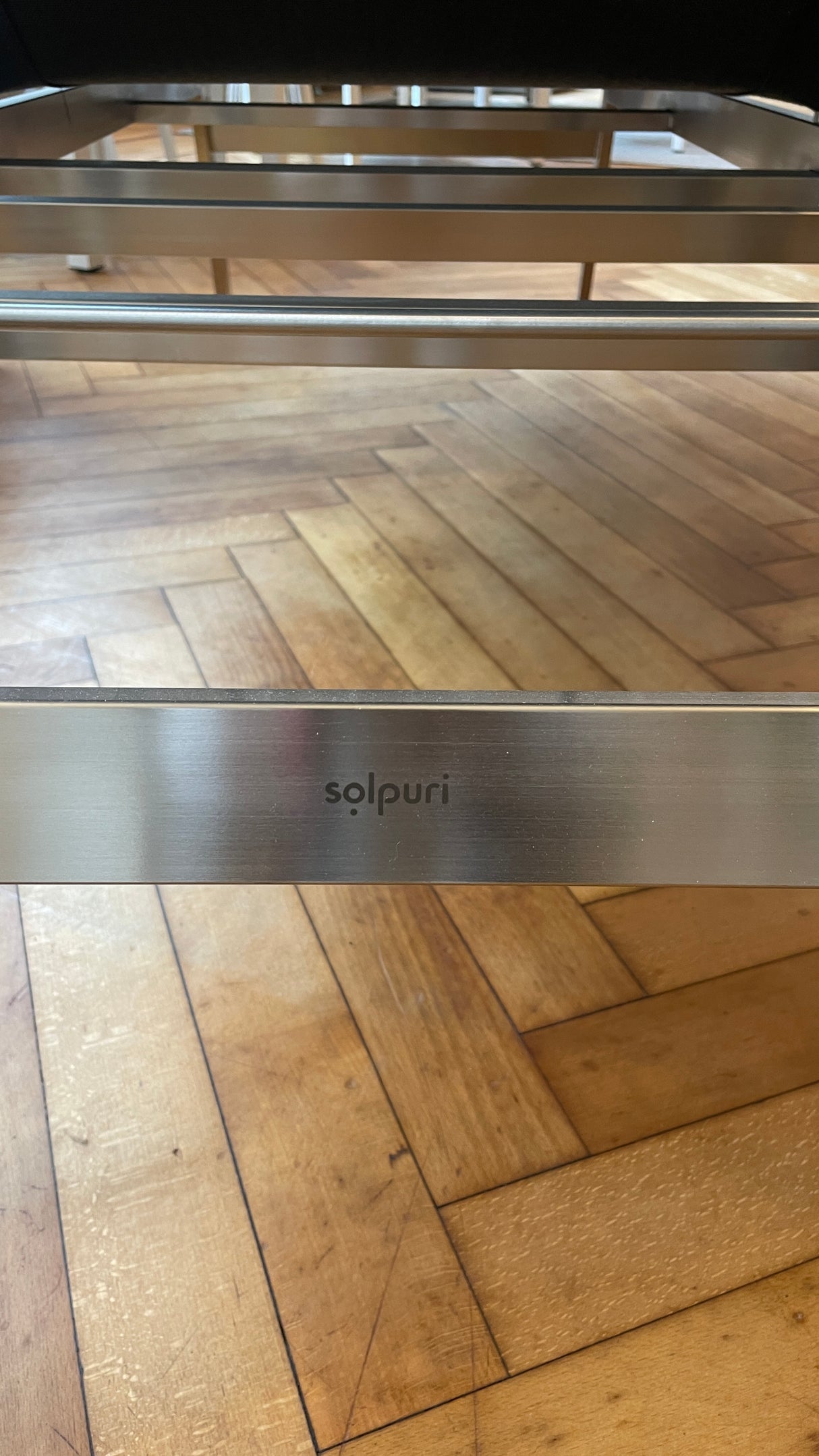 Solpuri Sonnenliege - Studio mit Armlehne