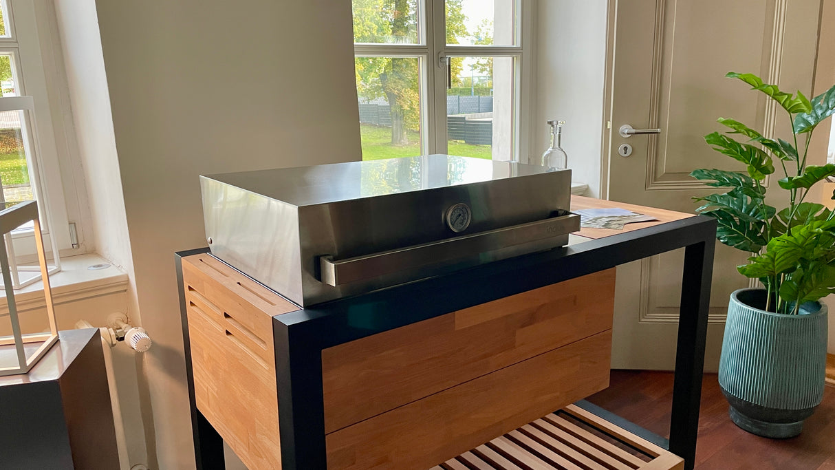 INDU+ Arvid Trolley inkl. Gasgrill mit hohen Deckel & Zusätzlichen Teppanyaki Gasgrill