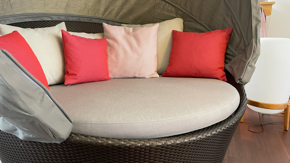 DEDON ORBIT - Daybed mit passenden Kissenset