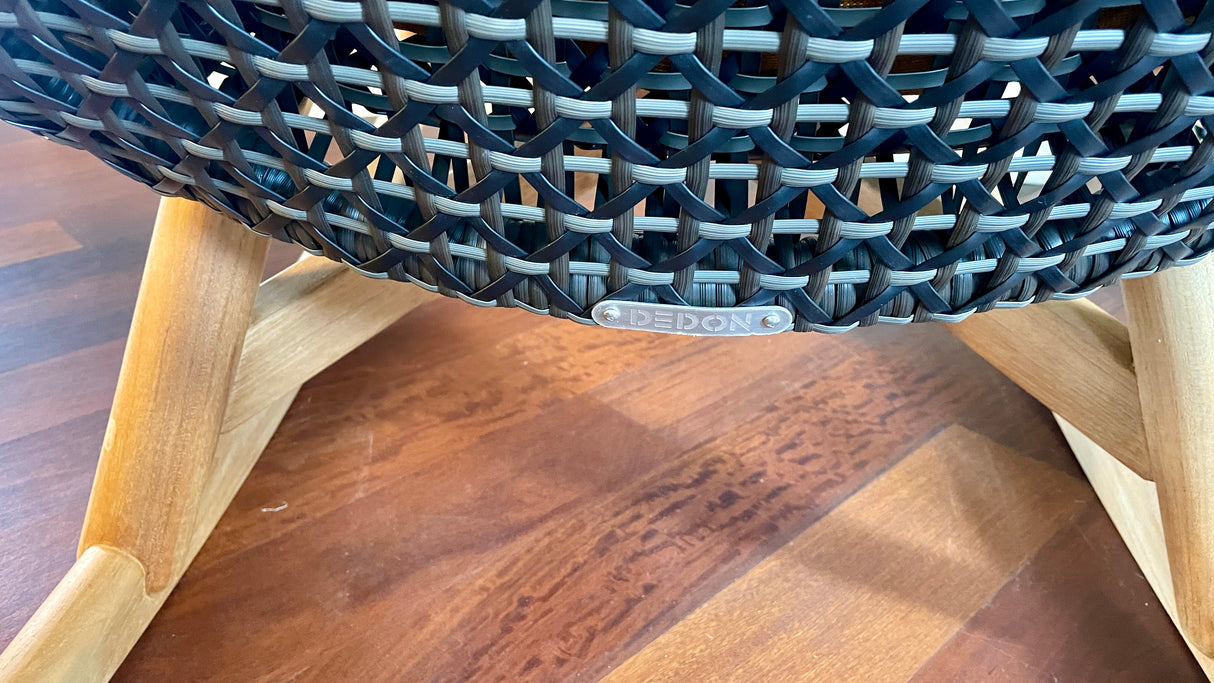 DEDON MBRACE Schaukelstuhl inkl. Gesamtauflage