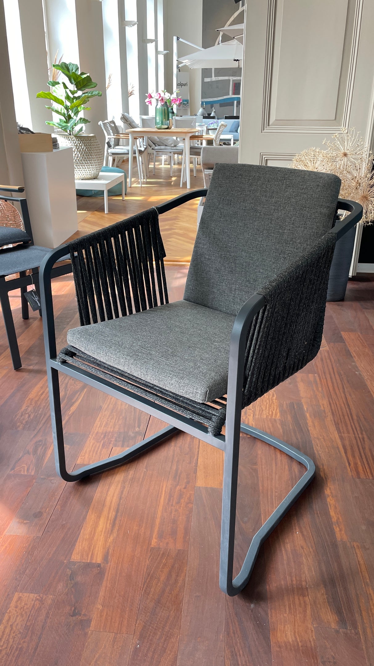 Fischer Tischgruppe - Tierre Unikat Tisch mit 6 Suite Dining Stühlen