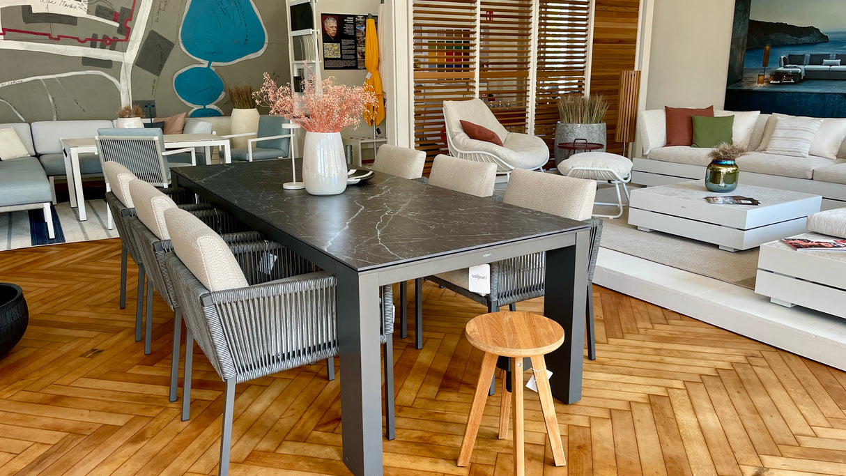 Solpuri Tischgruppe - Elements Dining Tisch mit 6 Club Dining Sessel