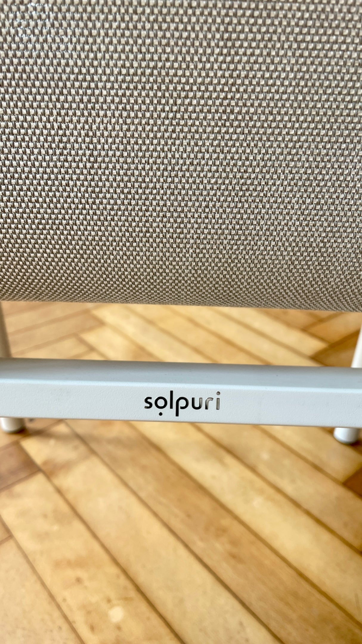 Solpuri Tischgruppe - Classic Alu Dining Tisch mit 4 Soul Stühlen