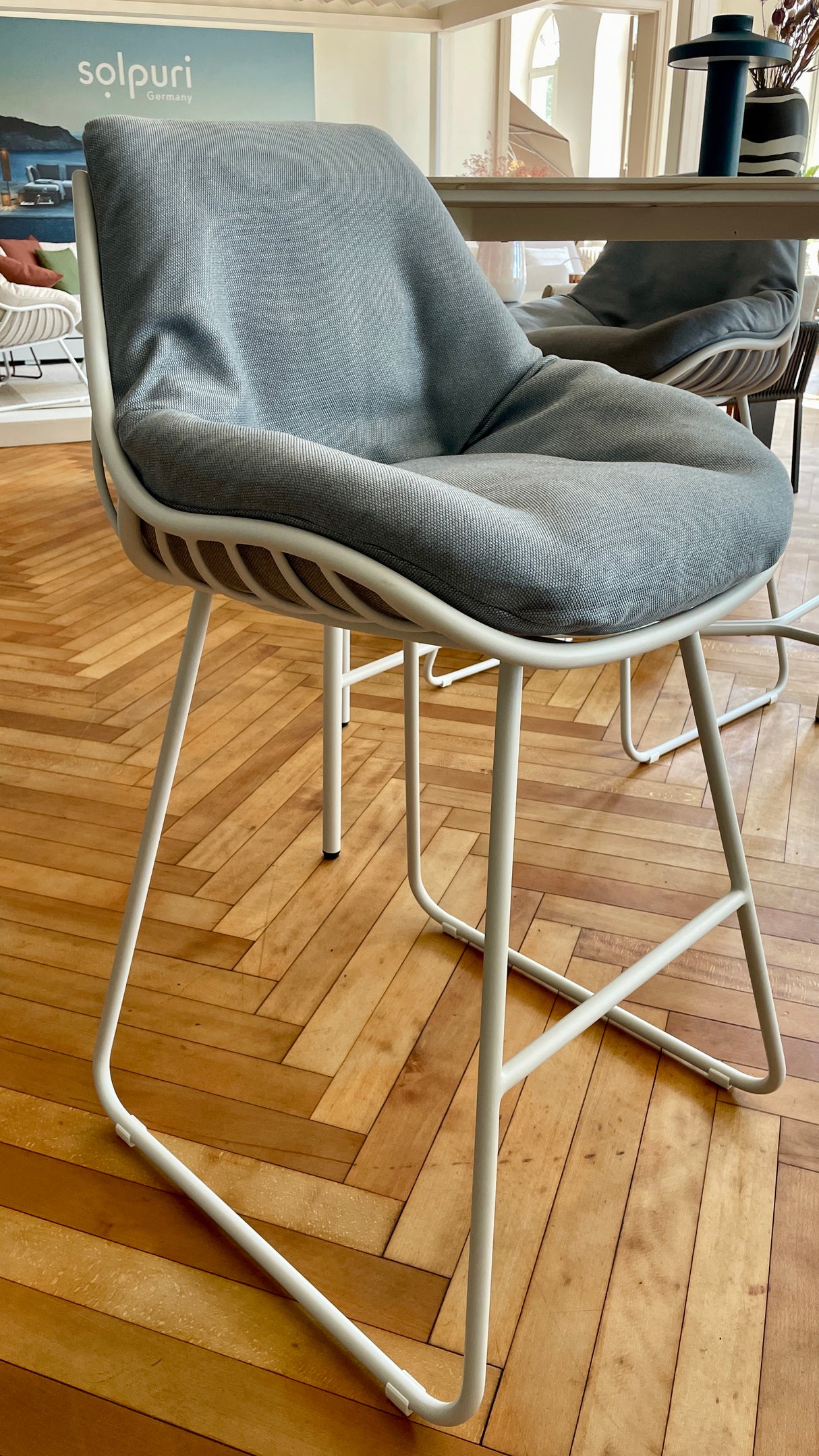 Solpuri Bartisch - Napoli Bartisch mit 2 Chill Barhockern