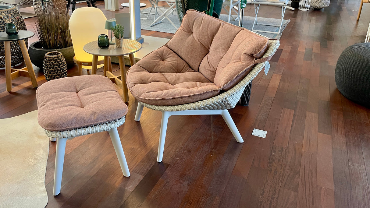 DEDON MBRACE Lounge Sessel & Hocker