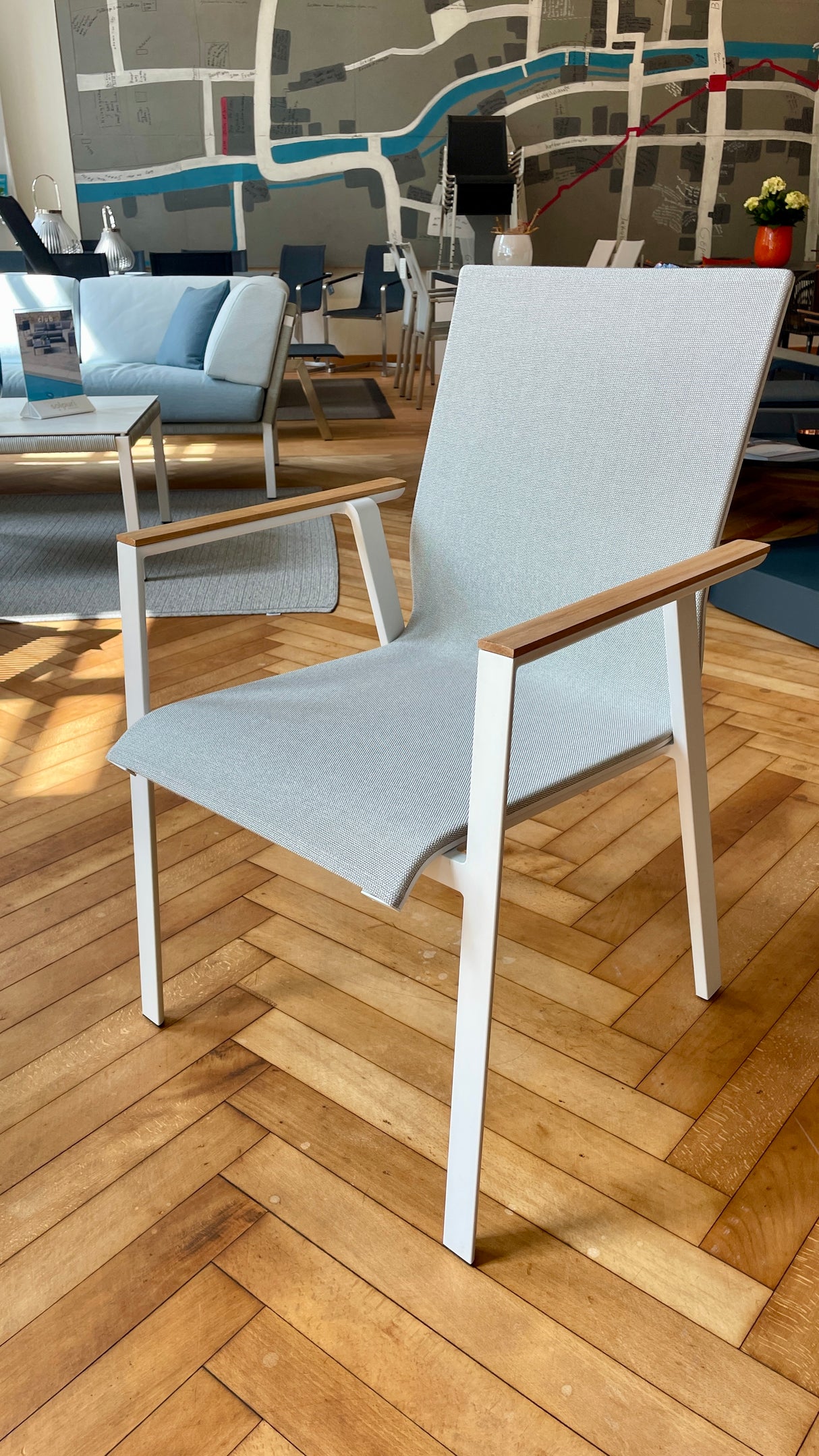 Solpuri Tischgruppe - Classic Alu Dining Tisch mit 4 Soul Stühlen