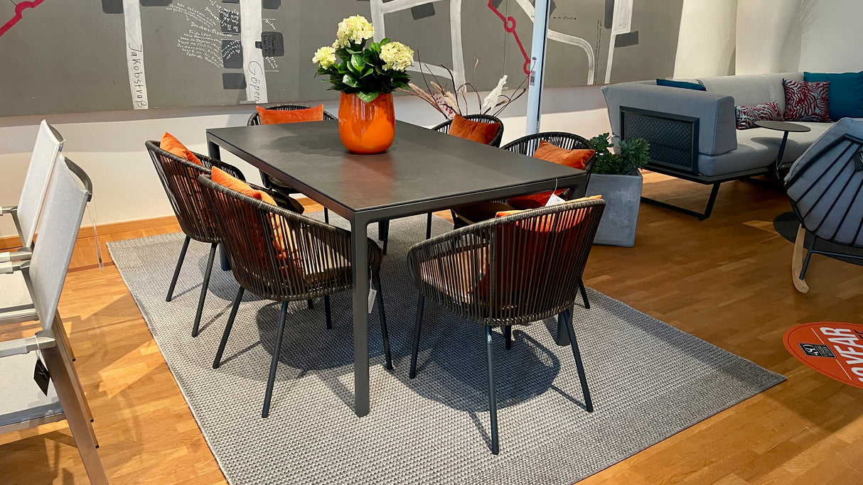 Solpuri Tischgruppe - Soft Dining Tisch mit 6 Fischer Basil Sessel
