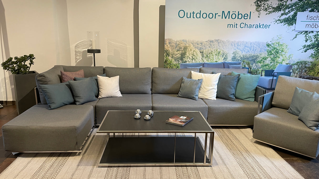 Fischer Suite Lounge mit Sessel und Kaffeetisch