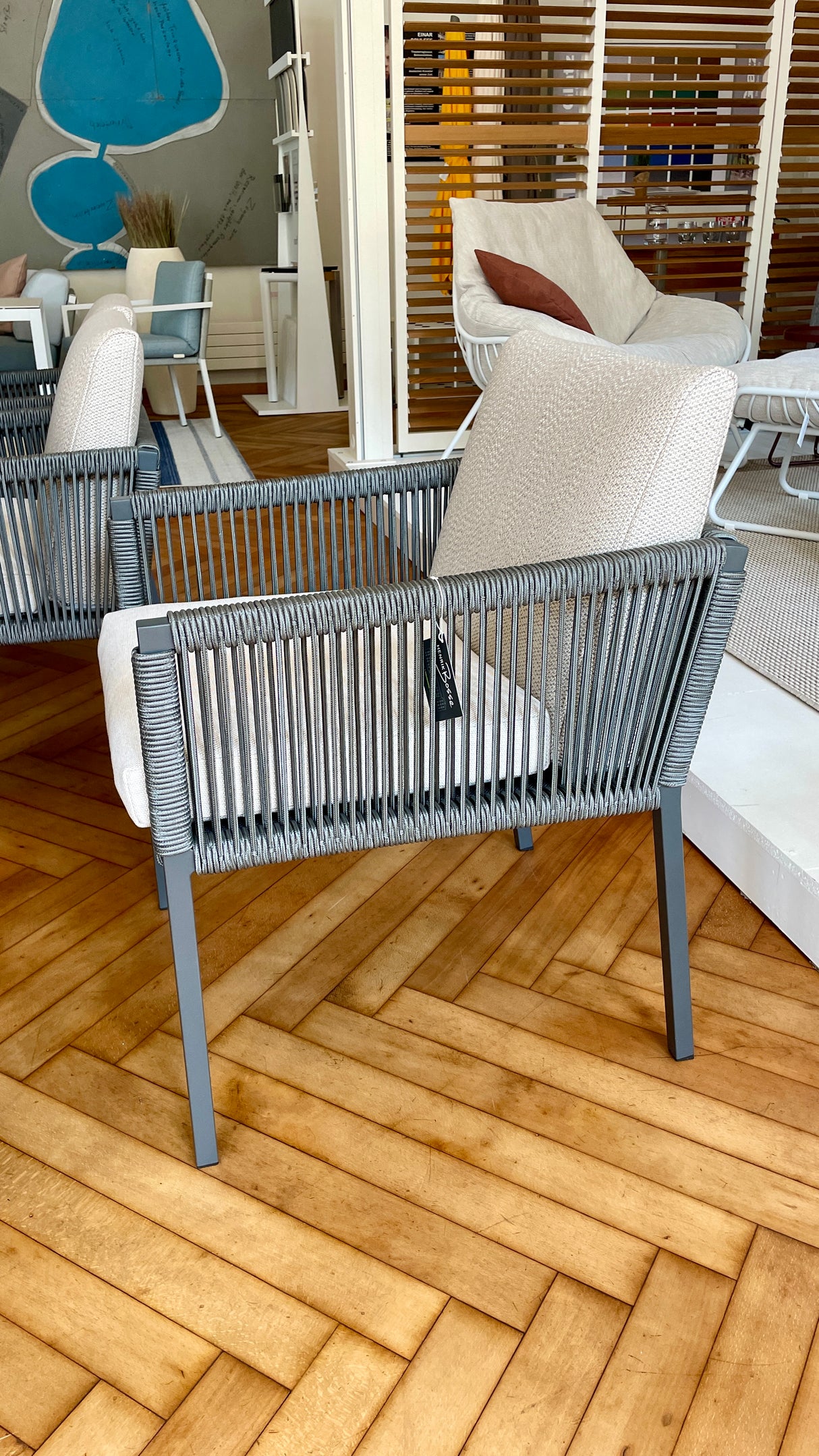 Solpuri Tischgruppe - Elements Dining Tisch mit 6 Club Dining Sessel