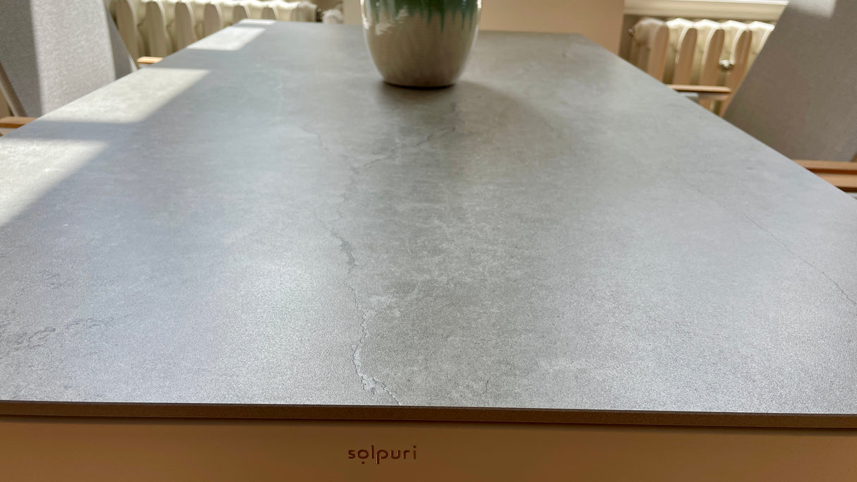 Solpuri Tischgruppe - Classic Alu Dining Tisch mit 4 Soul Stühlen