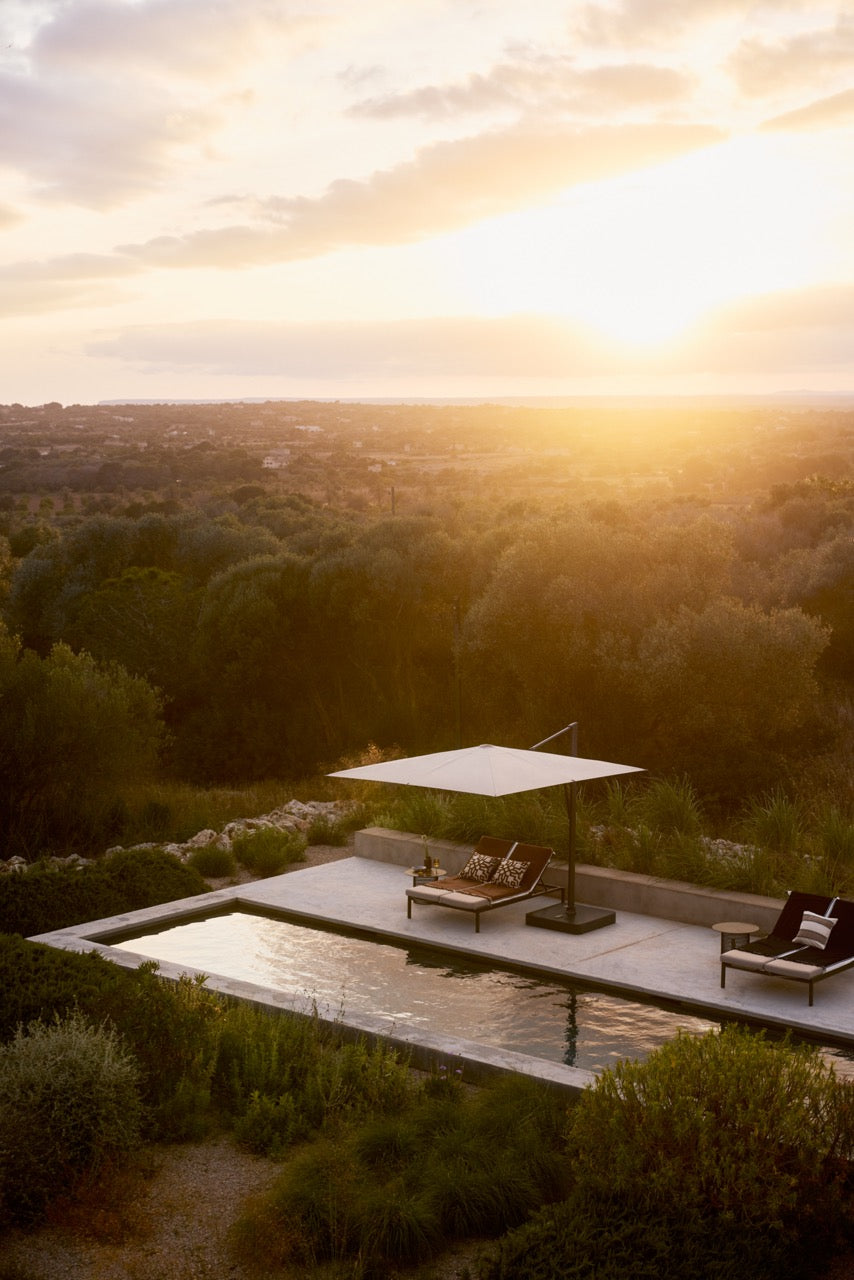 Glatz VITA Sfera Ampelschirm, Gestell Aluminium, seidengrau oder anthrazit pulverbeschichtet, Ø 375 cm