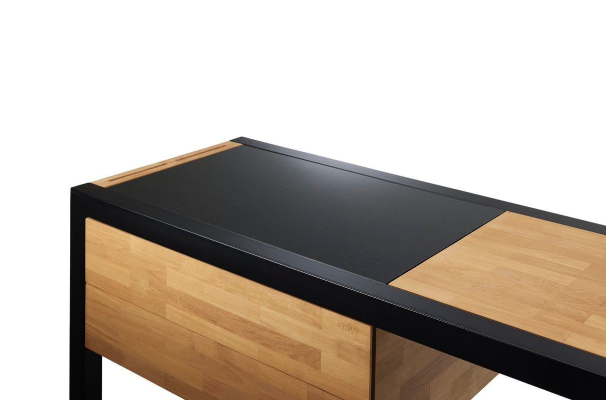 INDU+ Arbeitsfläche aus Granit 85 cm - in der Farbe schwarz