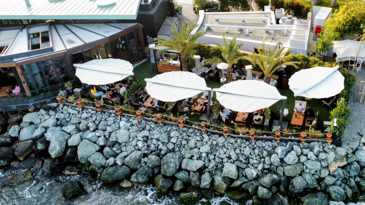 Heatsail LEAF Heizstrahler & Sonnenschirm