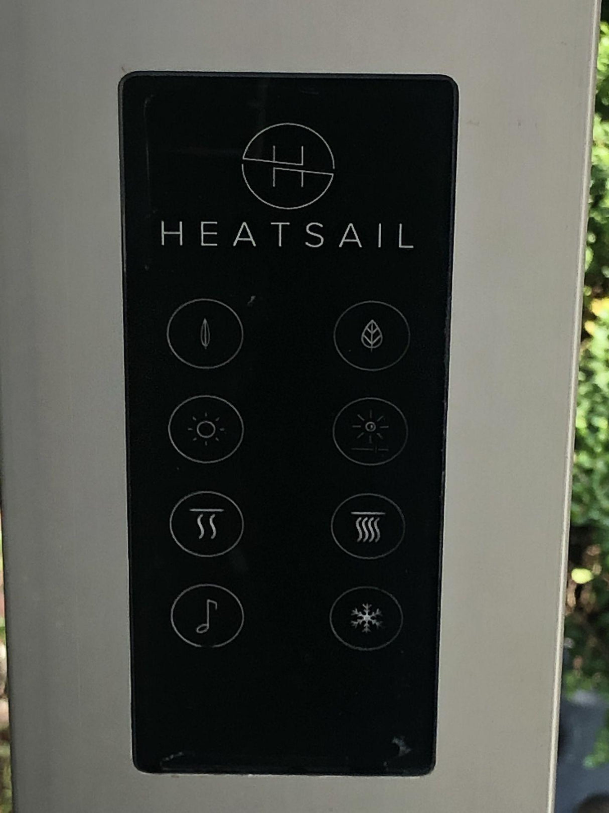Heatsail LEAF Heizstrahler & Sonnenschirm