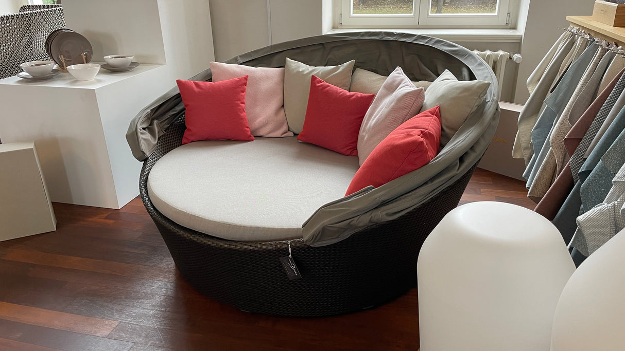 DEDON ORBIT - Daybed mit passenden Kissenset