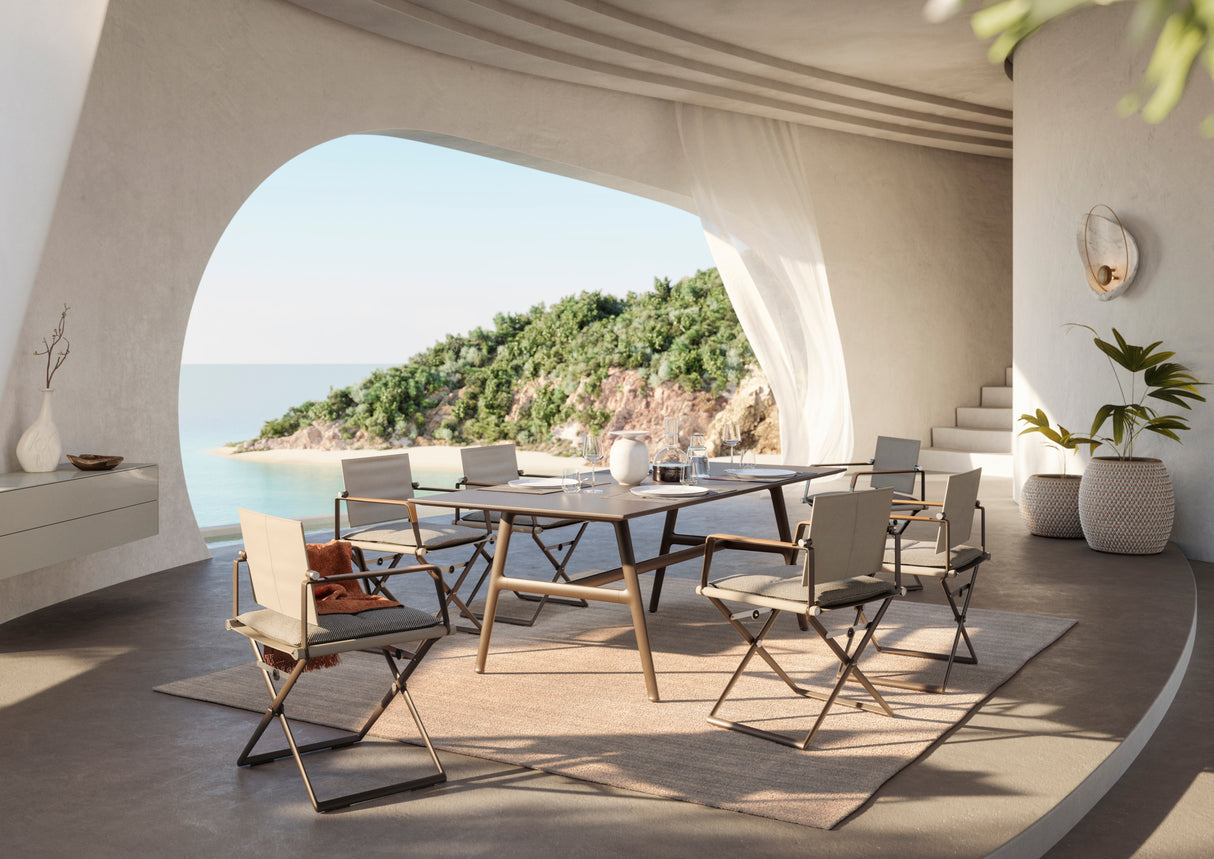 DEDON SEAX Armlehnenstuhl mit Holzdekor