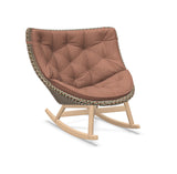 DEDON MBRACE Schaukelstuhl Teak Gestell - Geflecht Chestnut