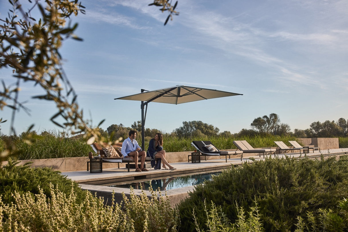 Glatz VITA Sfera Ampelschirm, Gestell Aluminium, seidengrau oder anthrazit pulverbeschichtet, Ø 375 cm